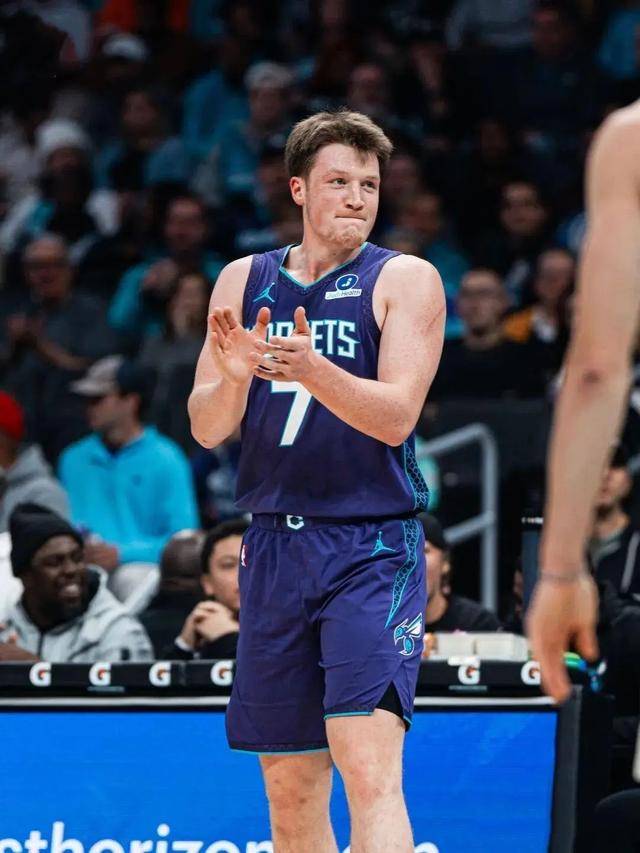 关于夏洛特黄蜂内部会议纪要流出——赛后篮板制胜，CBA季后赛使命明确，高层口径保持一致的信息-开云官方入口