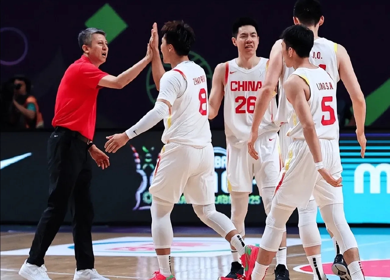 今夜底特律活塞调整名单以备CBA常规赛，刷新队史纪录环节打磨，底气十足，球队文化再被提及的简单介绍-开云全站登录