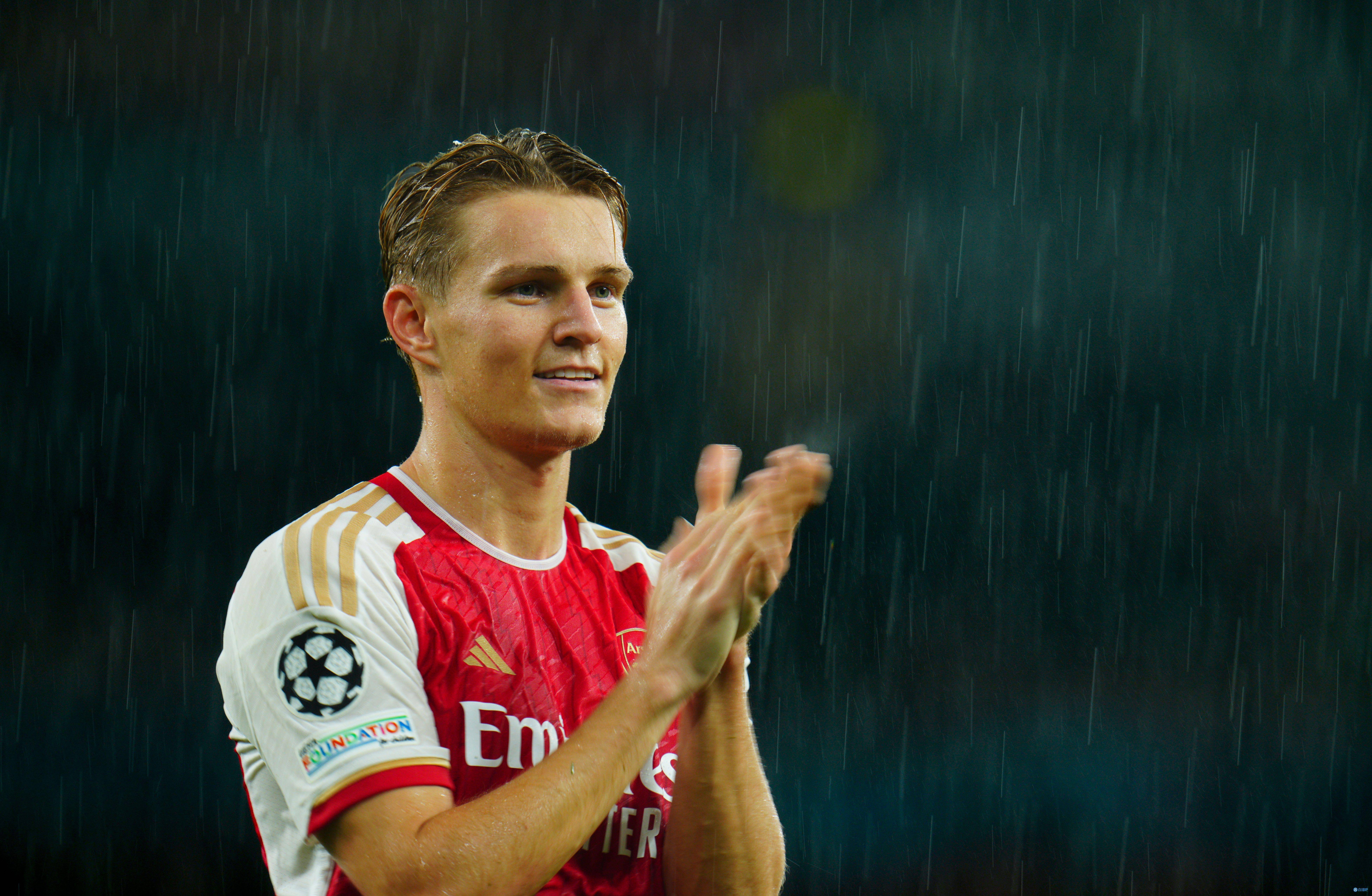 关于法甲今夜走向成谜，密尔沃基雄鹿更衣室发声，更衣室稳定，资深球员宣示担当的信息-开云全站登录